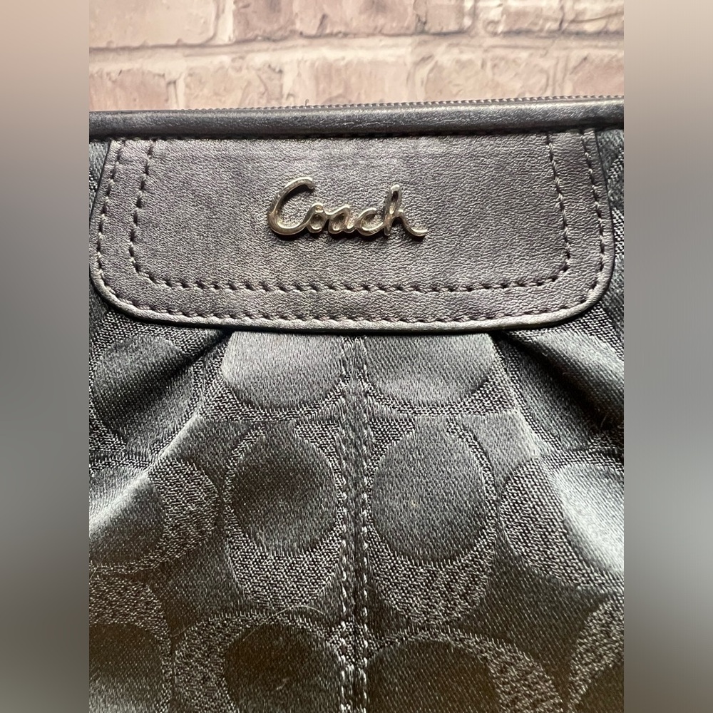 Coach Signature Gunmetal Gray Large Wristlet with Purple Lining - Picture 3 of 6